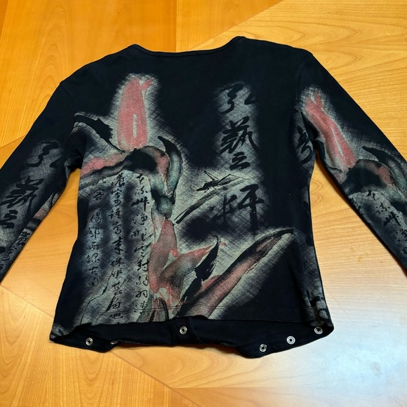 Boho Chic studded asymmetrical top - Picture 2 of 4